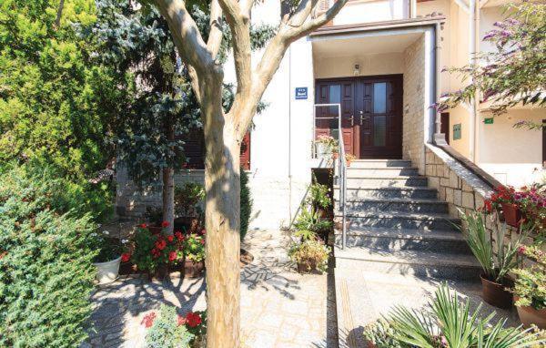 Apartment Helena Пула Екстериор снимка